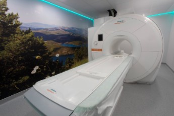 Resonancia magnética - Centro Médico Quirónsalud Valle del Henares