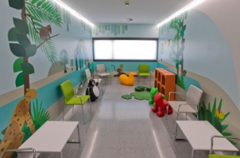 Sala de espera Pediatría - Centro Médico Quirónsalud Valle del Henares