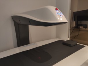 Clínica Quirónsalud Alcazar. Equipo densitometría