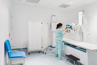 Clínica Quirónsalud Alcázar. Sala de Rayos X