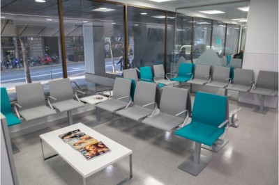 sala-espera-centro-medico-aribau