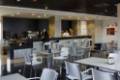 Cafetería con comedor