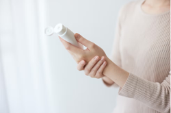 2024 12 16 Los mejores tratamientos para rejuvenecer tus manos (3)
