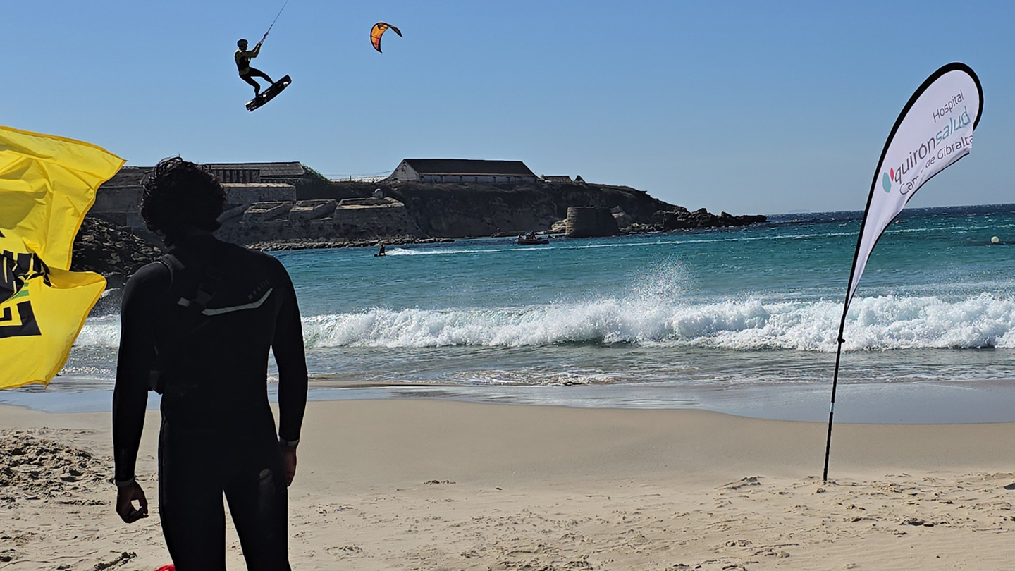 Quirónsalud respalda el Full Power Kitefest Tarifa