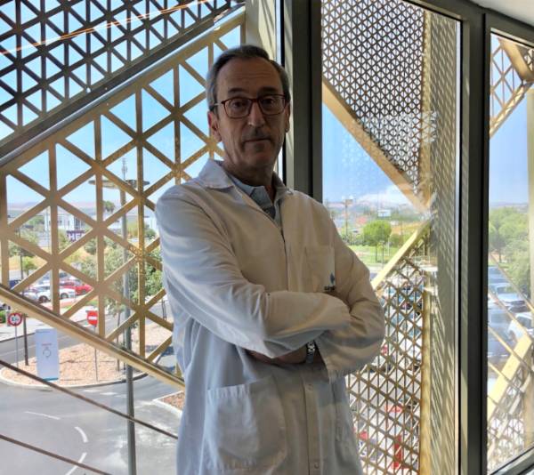 El doctor Manuel Anguita, jefe de servicio de Cardioilogía