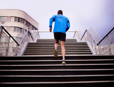 Corredor, correr corriendo iStock-482745130