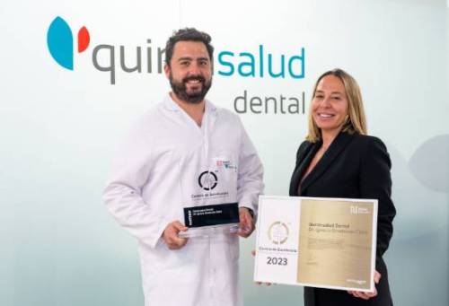 El doctor Ignacio Ginebreda de Quirónsalud Dental recibe la Certificación Oro, como centro de Excelencia "All on 4"