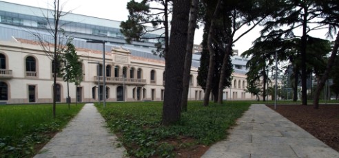 Hospital Universitari Dexeus. Jardín