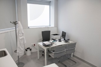 Vista del interior de una consulta del Centro Médico