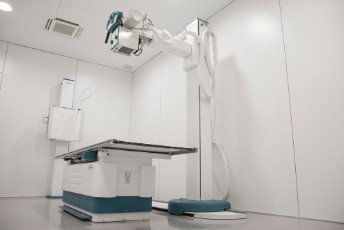 Equipo Radiología convencional del Centro Médico