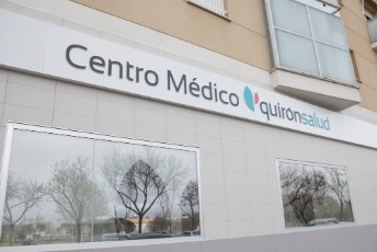 Fachada del Centro Médico