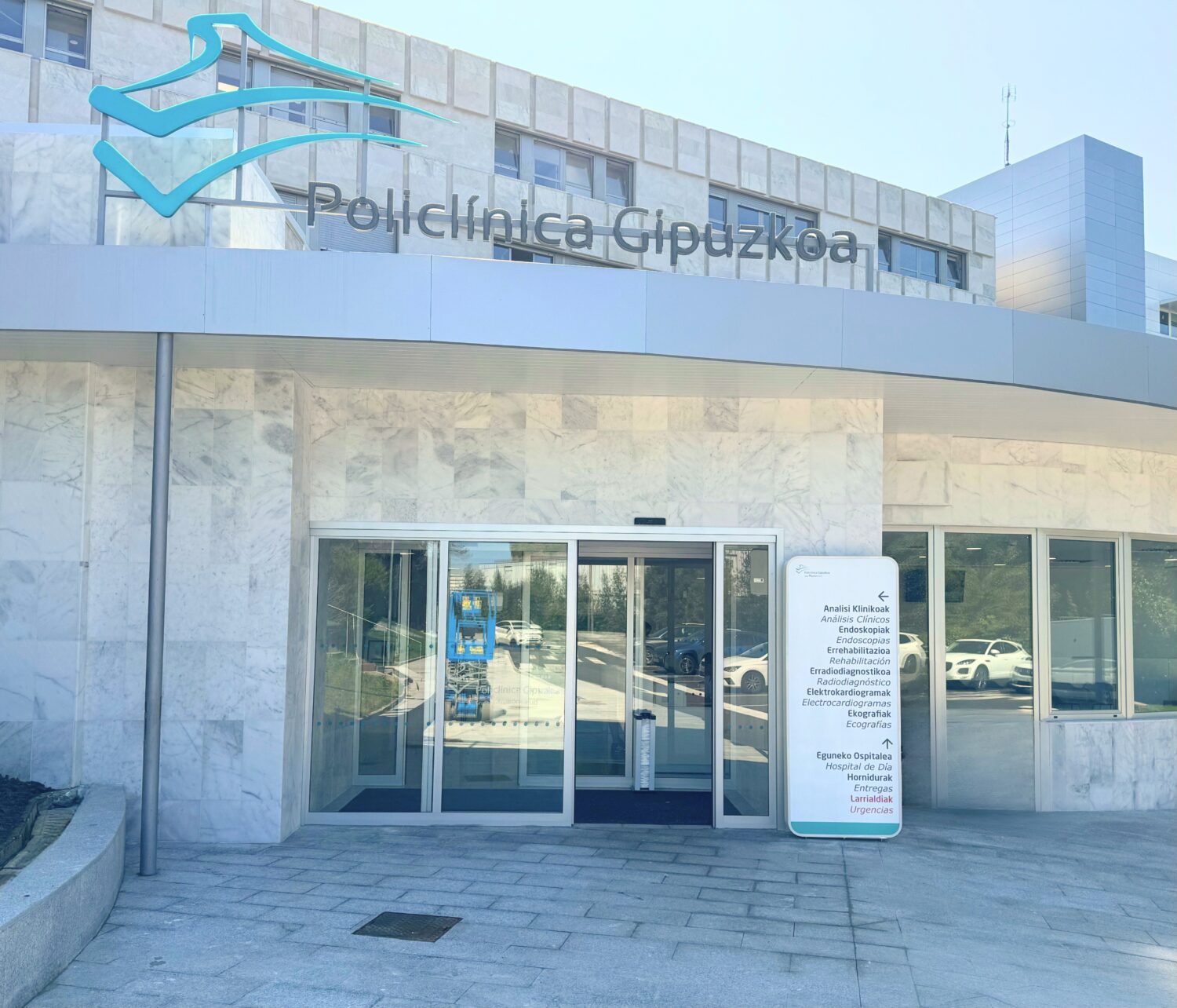 Area-de-Analisis-Clinicos-y-Pruebas-Diagnosticas-1500x1284