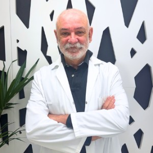 Dr. Miguel García. Este enlace se abrirá en una ventana nueva