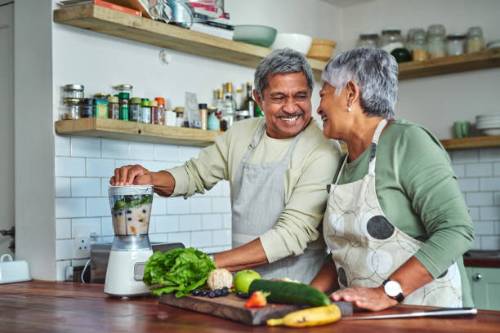 ancianos cocina