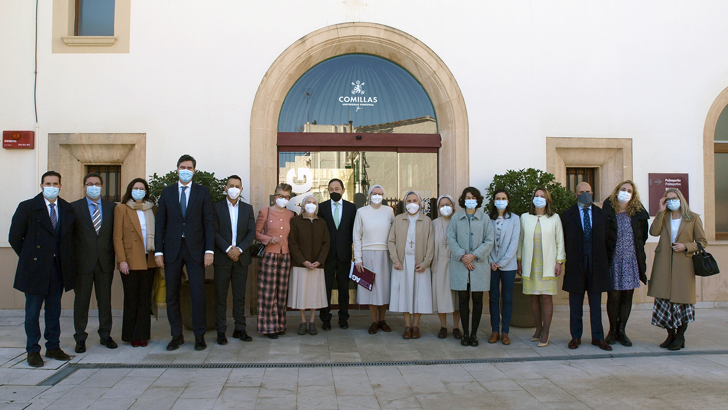 Equipos directivos de CESAG y Quirónsalud hoy en firma-convenio-nuevo grado enfermeria-celebrado en CESAG