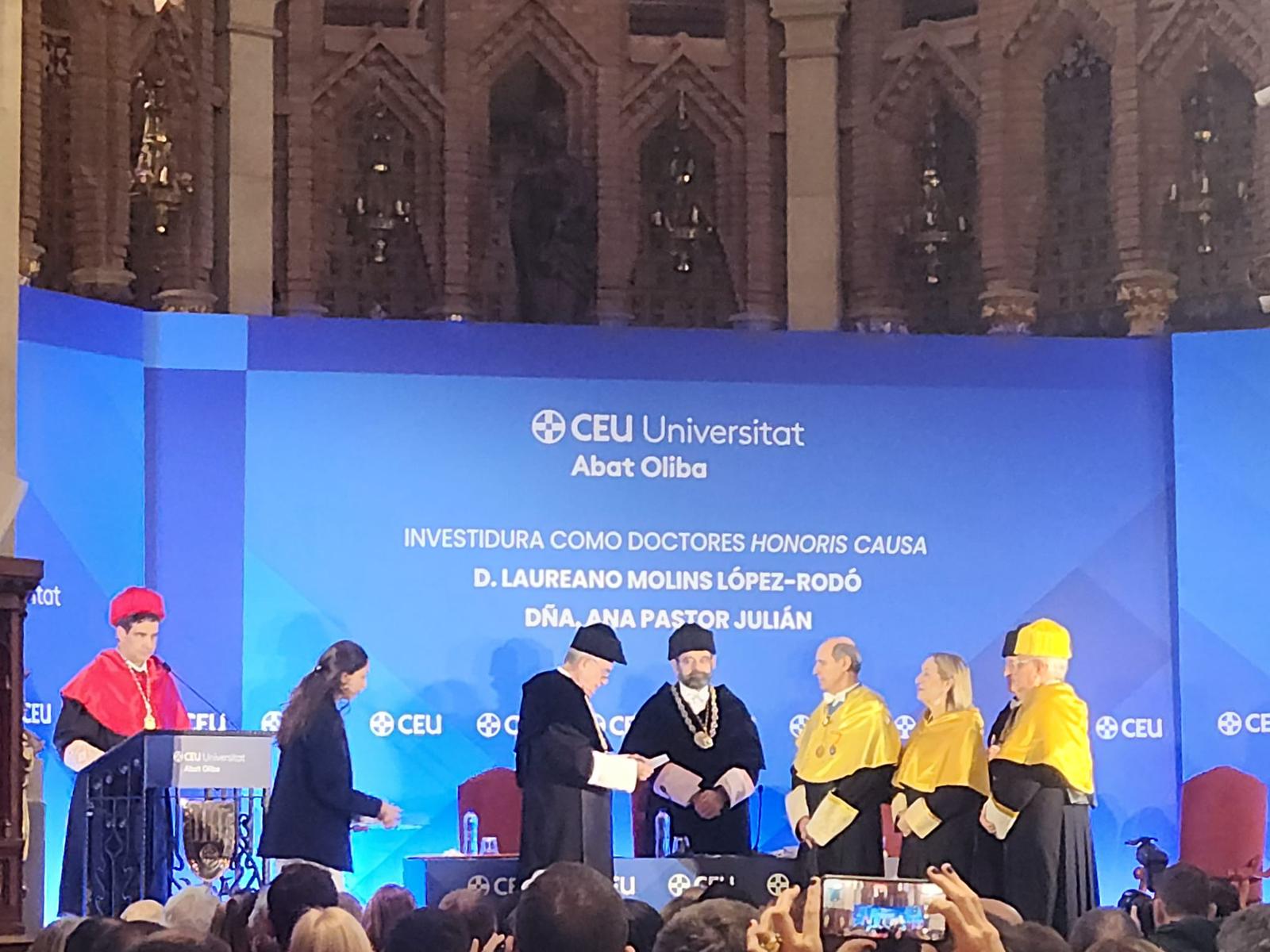 honoris-causa-cirugia-toracica-doctor-hospital-universitari-dexeus