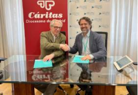 2024 03 12 García de Pruneda y el Dr. Arcos, tras firmar el convenio de colaboración