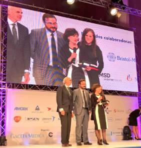 2018 10 24 La Dra. Llamas recogió el Premio BIC al Mejor Hospital en Hematología