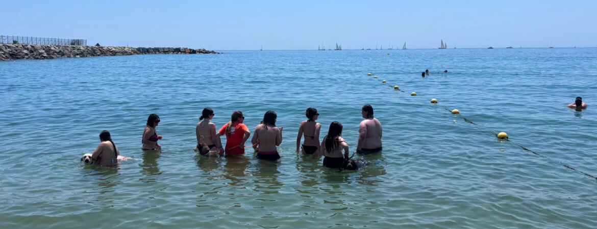 Affinity-TCA-Playa-terapia-con-perros