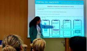 Además de en sus instalaciones, el hospital imparte estos talleres en asociaciones, centros de salud y espacios culturales con el fin de acercarse a los pacientes en entornos familiares y cómodo