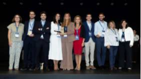 Foto de grupo de los representantes del HUIE asistentes al acto de entrega de los Premios Top 20