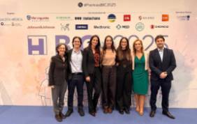 Parte del equipo del HUIE asistente al acto de entrega de los XX Premios BiC