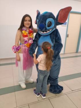 Dia Niño Hospitalizado Visita Stich Hospital Quirónsalud Toledo_10
