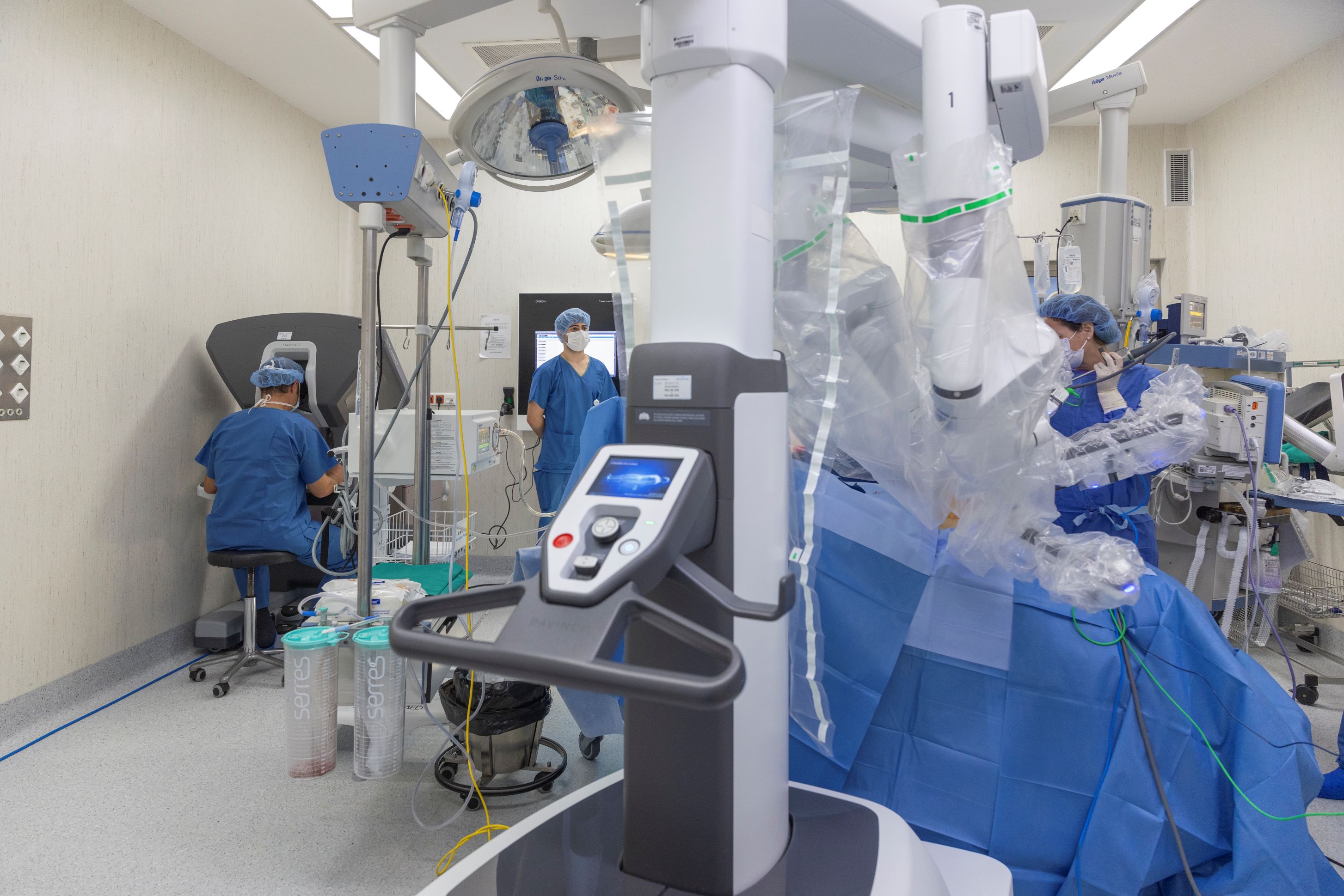robot_davinci_hospital_universitari_dexeus