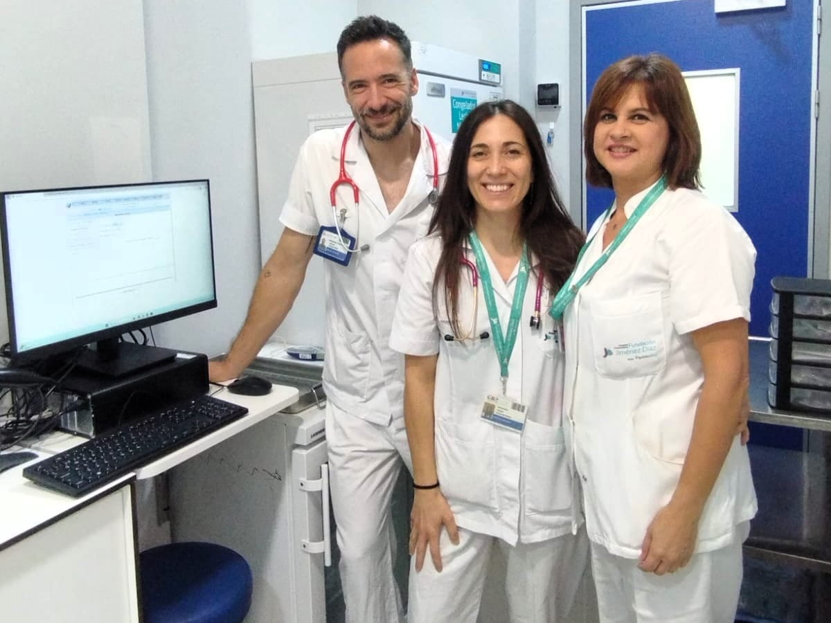 La Dra. Carrizosa (centro) con parte del equipo de la Unidad Neonatal de la FJD implicado en el proyecto