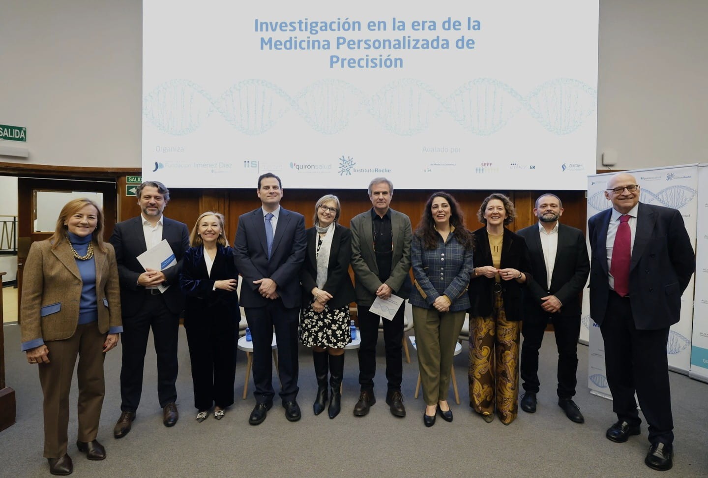 Foto de grupo de organizadores y ponentes de la jornada