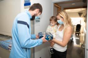 CE Sabadell en el Hospital Universitari General de Catalunya