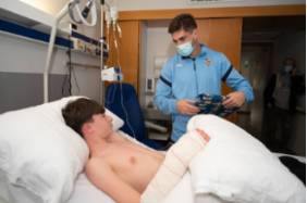 CE Sabadell en el Hospital Universitari General de Catalunya