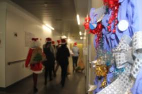 Por unas horas, el grupo llenó los pasillos de hospitalización del centro de alegría e ilusión
