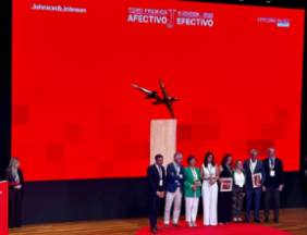 Foto de familia con los premiados en la categoría