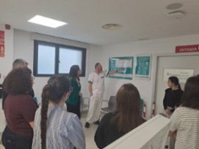 visita-alumnos-Atenea-hospital-Quirónsalud-Ciudad-Real-triaje