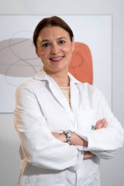 La doctora María Dolores Gómez Bustos, jefa servicio Neonatología Materno-Infantil Quirónsalud Sevilla