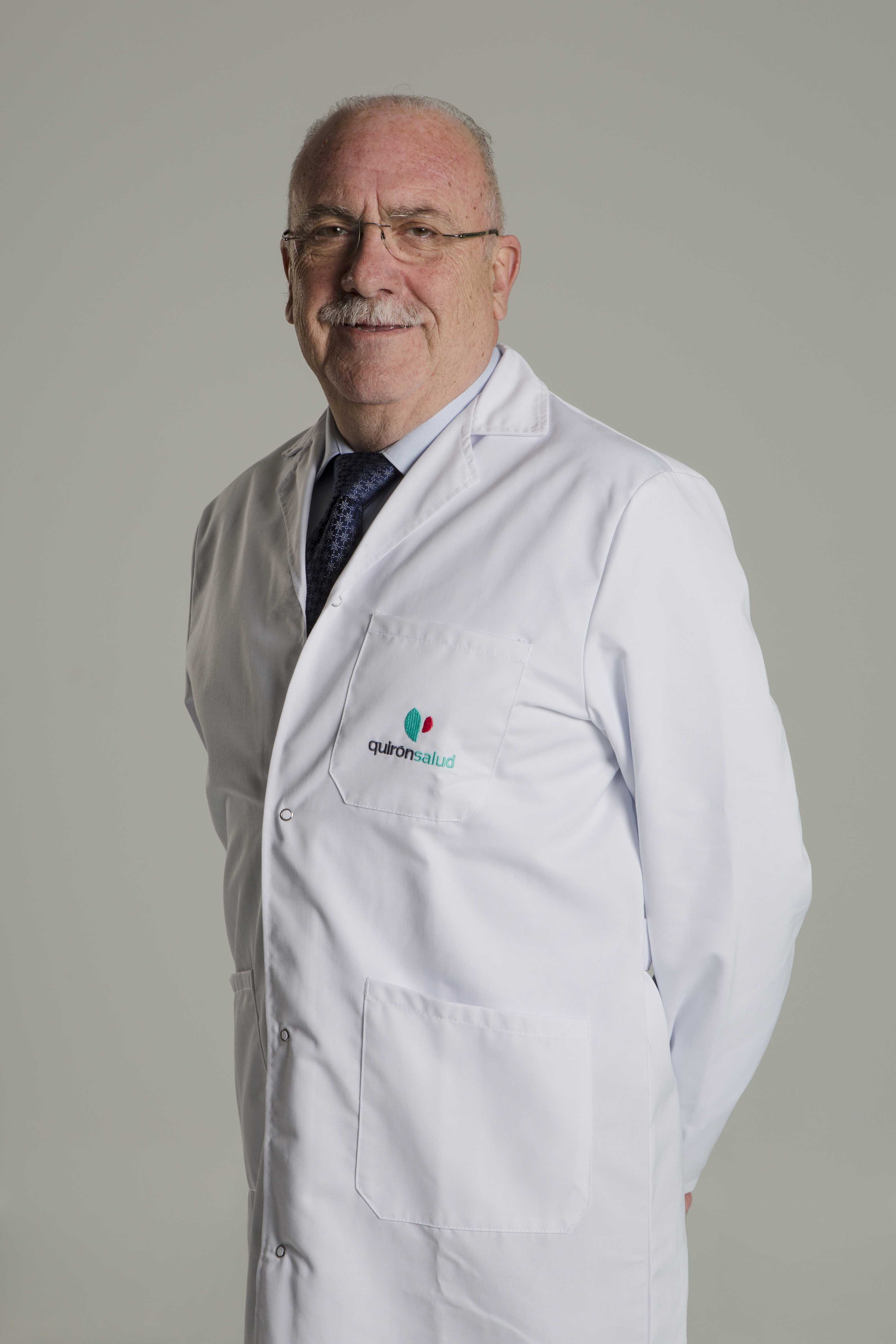 Doctor Juan Antonio Casellas, jefe de la Unidad de Endoscopias Quirónsalud Alicante