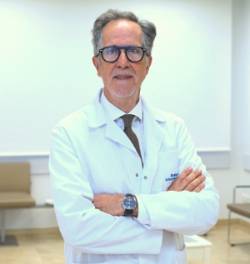 Dr. Gomez Angulo