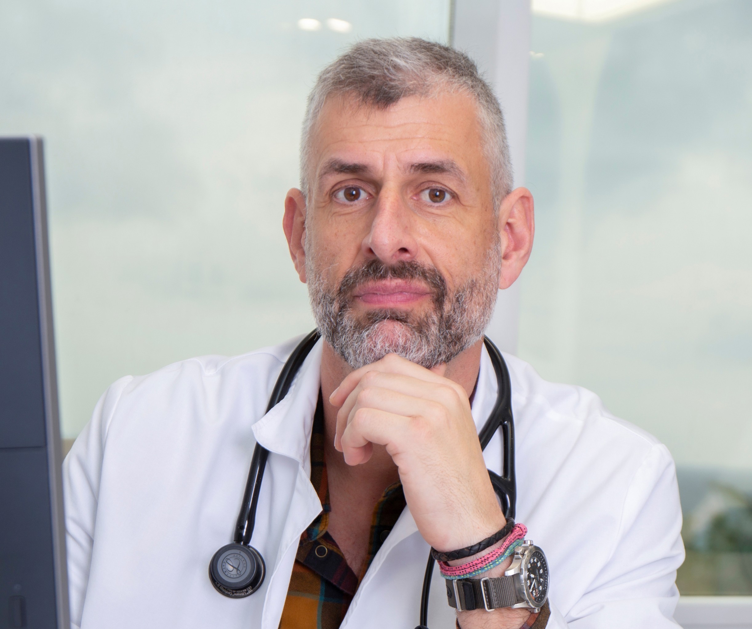 JAVIER MORENO IZARRA - Jefe de Servicio de Medicina Interna copia