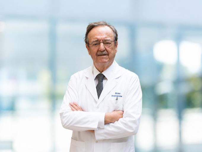 Carlos Macaya