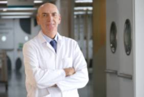 Dr_Carlos Ruiz Escudero