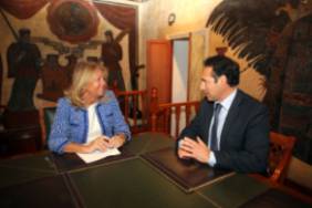 ÁngelesMuñoz_alcaldesa_Marbella_ AntonioFeria_gerente_Quirónsalud _Marbella