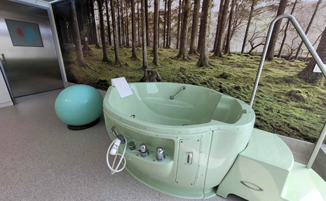 destacado bañera de dilatación quironsalud campo de gibraltar