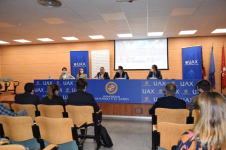 Foto 1 Comienza el I Máster de Urgencias y Emergencias de la UAX y Quirónsalud