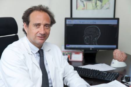 Dr. Rafael Arroyo