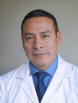 Dr. Llumiguano