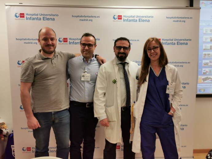 2019 1218 Los doctores Macera (izda.) y Suárez, junto a otros ponentes de la jornada