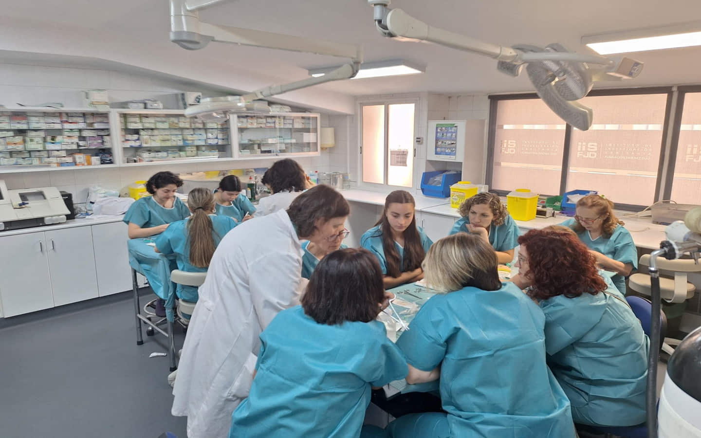 Un momento del desarrollo de la parte práctica del curso