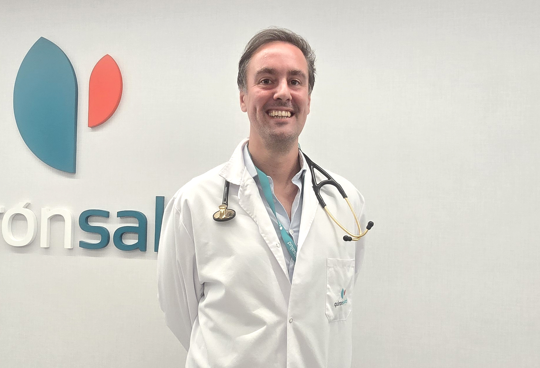 Dr Agustín Hernández