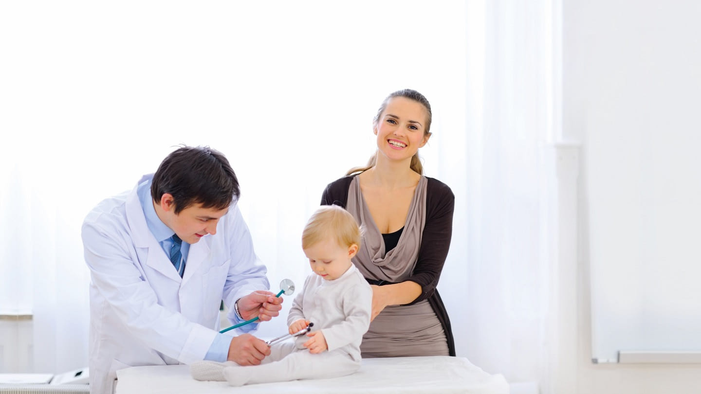 Los especialistas del HURJC abogan por una Pediatría que vaya más allá de la ciencia, enfocándose en la empatía y la comprensión de los pacientes y las familias